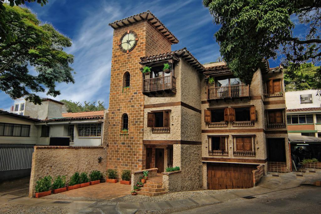 Casa Del Reloj Aparthotel Medellin Room photo